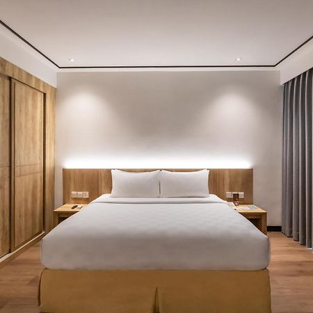 Swiss-Belinn Baloi Batam Nagoya Eksteriør billede