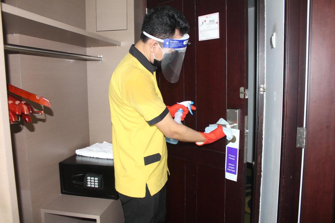 Swiss-Belinn Baloi Batam Nagoya Eksteriør billede