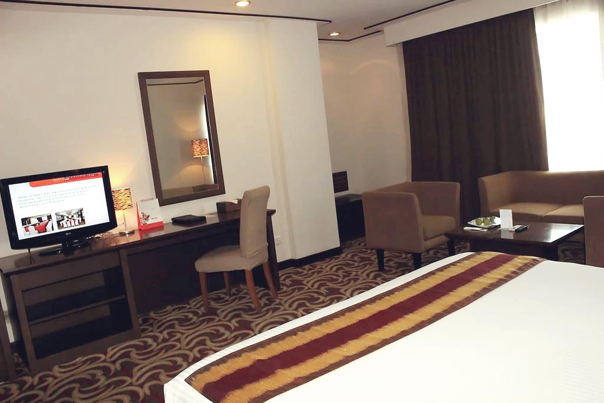 Swiss-Belinn Baloi Batam Nagoya Eksteriør billede