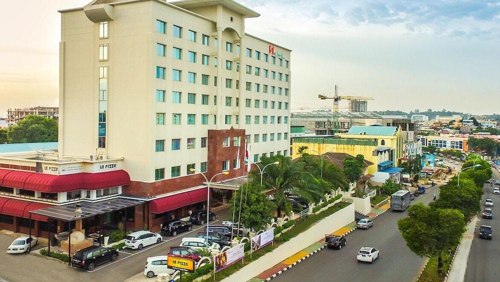 Swiss-Belinn Baloi Batam Nagoya Eksteriør billede