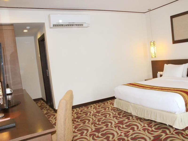 Swiss-Belinn Baloi Batam Nagoya Eksteriør billede