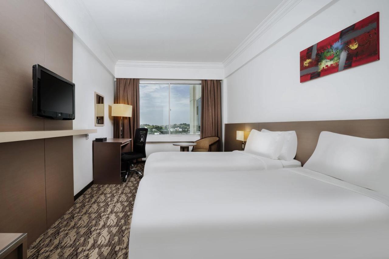 Swiss-Belinn Baloi Batam Nagoya Eksteriør billede