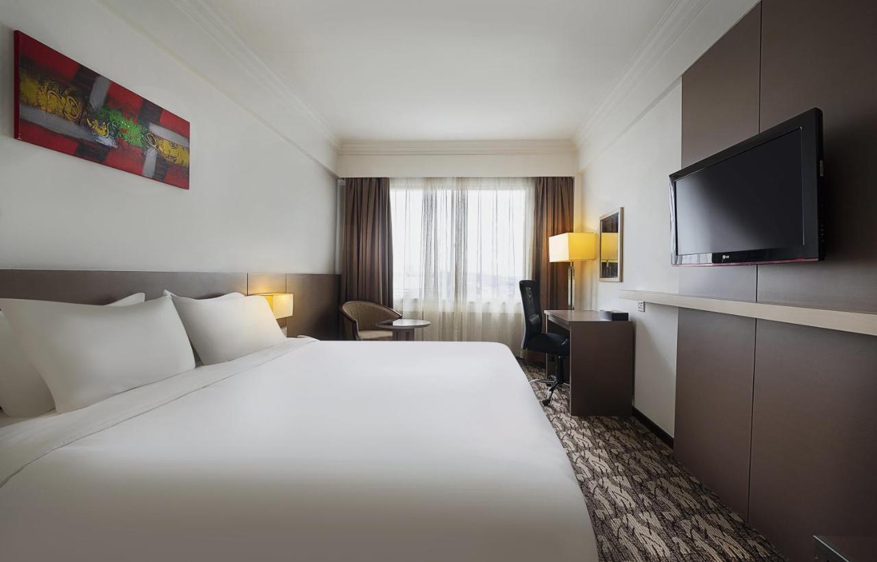 Swiss-Belinn Baloi Batam Nagoya Eksteriør billede