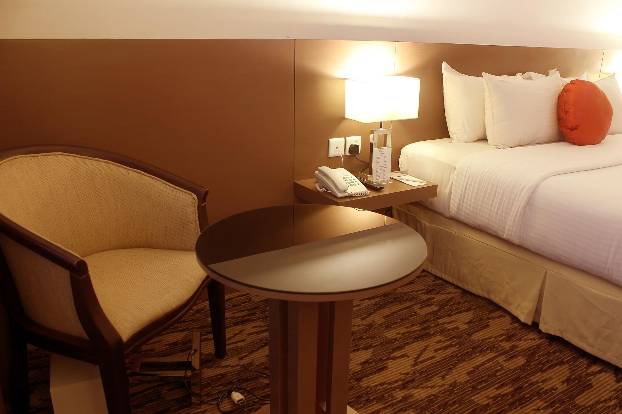 Swiss-Belinn Baloi Batam Nagoya Eksteriør billede