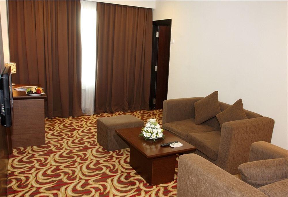 Swiss-Belinn Baloi Batam Nagoya Eksteriør billede