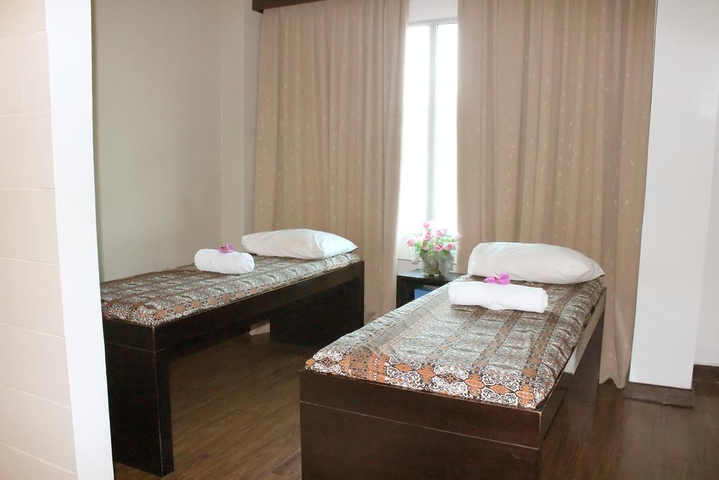 Swiss-Belinn Baloi Batam Nagoya Eksteriør billede